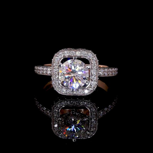 Gold Wedding Ring with round Brilliant Cut Lab Grown Diamond for Women